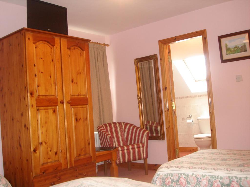 Rosmo House B&B Westport Szoba fotó